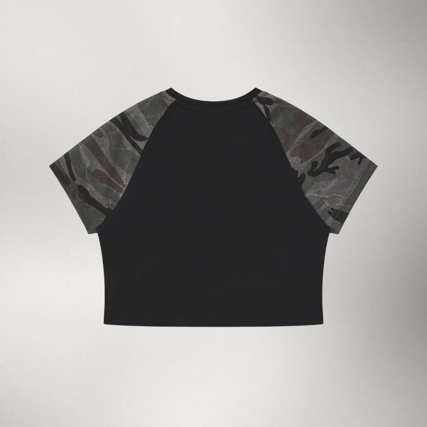 Die with Honor — Women's Camo Raglan Crop Tee