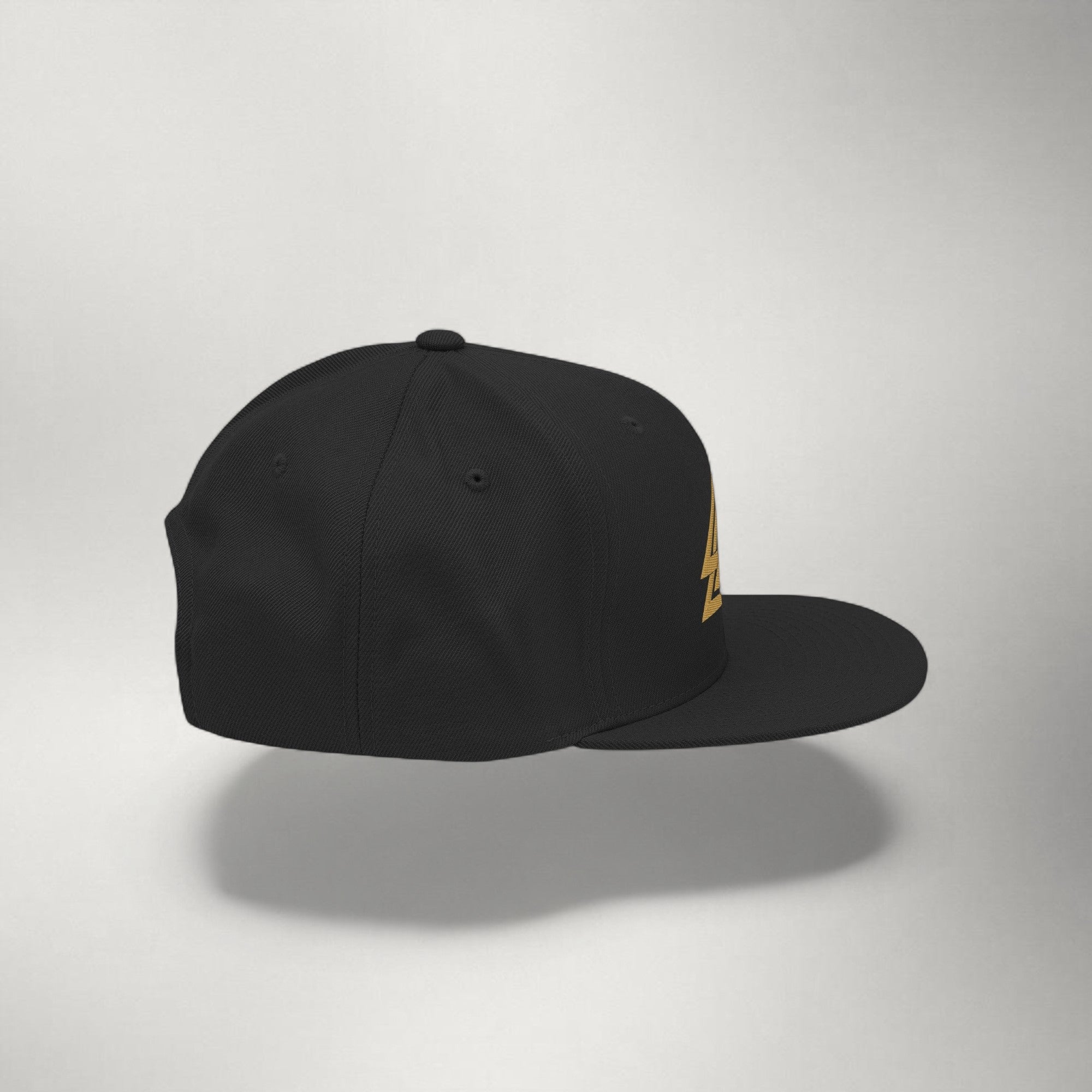 Ragnarok Valknut Snapback — Gold